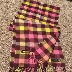D&Y Softer Than Cashmere Plaid Fringed Scarf (62” x 12”) - EUC!